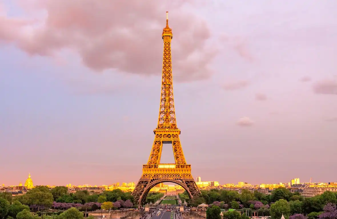 Eiffel Tower at Evening