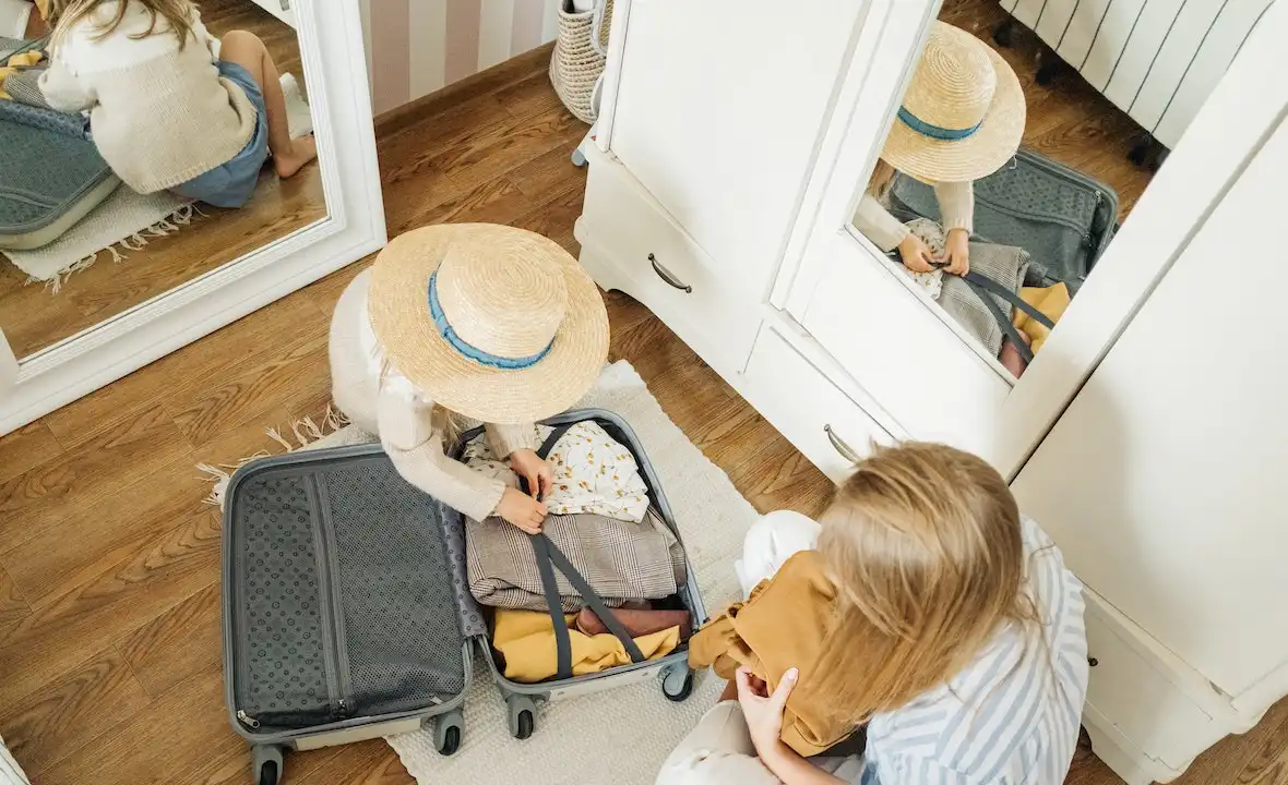 Kids Packing for travel