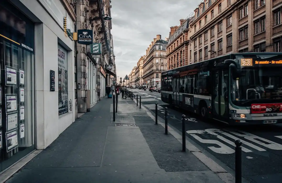 Moving Bus in Paris